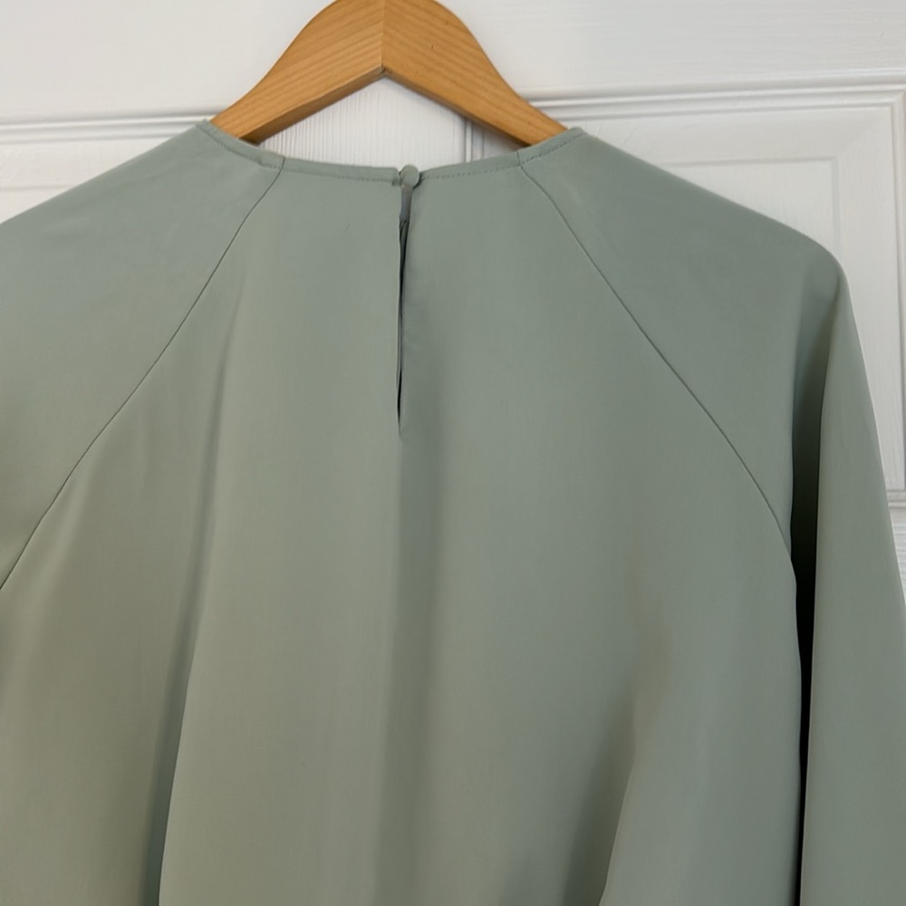 H&M blouse - Picture 2 of 3